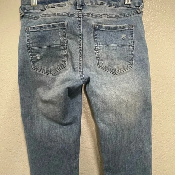 Papaya Midrise Skinny Jeans with Raw Hem Size 3 - Picture 3 of 5